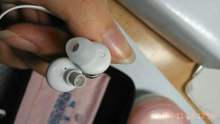 小米小米活塞耳机基础版银色 小米原装线控入