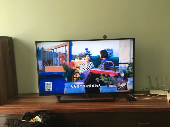 索尼(SONY):一直都用索尼电视机从老式彩电、