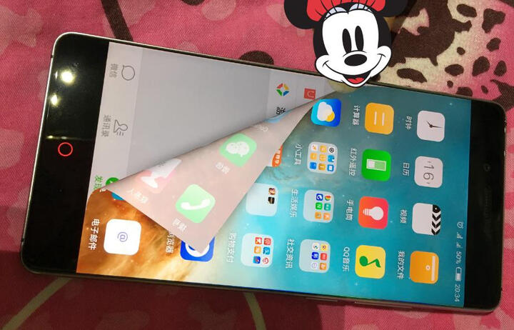 努比亚Z11:手机很漂亮 用着蛮好的 看到有评论