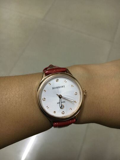 罗西尼女士石英手表:手表很好看,表盘简单大方