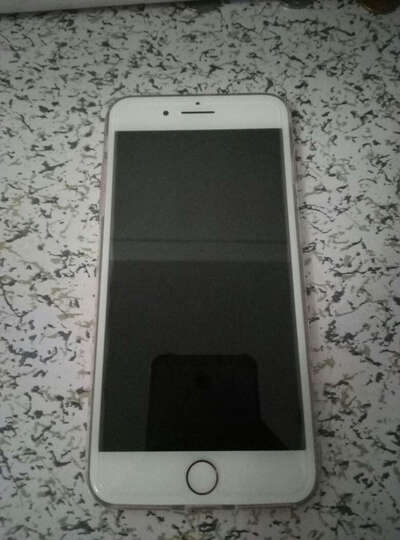 s:包装简陋,连个防震膜都舍不得用,手机录像杂