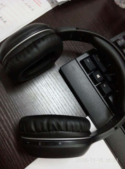 漫步者w800bt:好看大气,音质尚好,无线方便,有