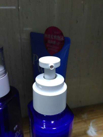 雪肌精乳液:老婆一直用的,最适合亚洲人的护肤