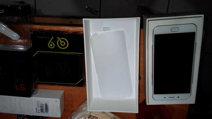 OPPOR9s:真心佩服京东自营的速度,上午下的