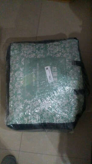 普拉达被子:被子不错的,京东商城送货当天就到