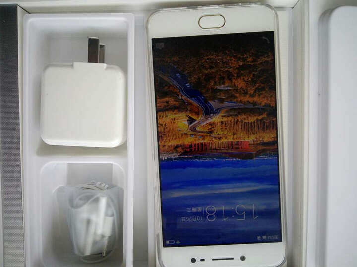 vivo:货顺利收到,包装完好。第二次购买不多说