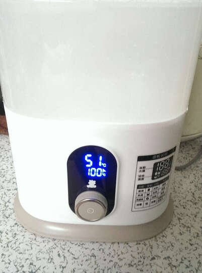 婴儿紫外线消毒器:第一次送来一个是破损的,申