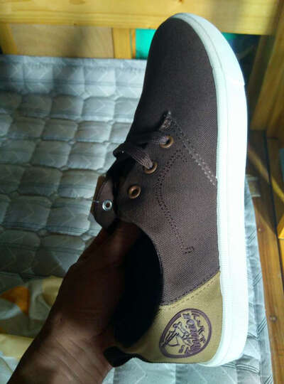 回力(Warrior):物流太差,只有短信通知在丰巢快