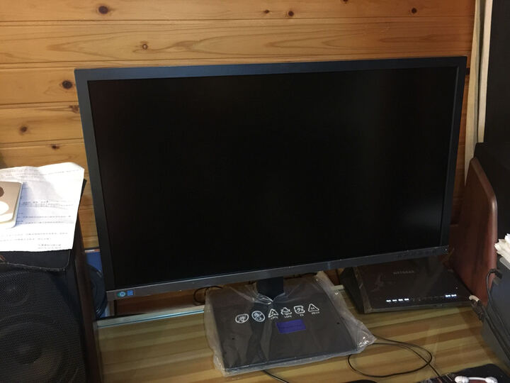 三星U28E850R :京东物流就是快,很放心。显示