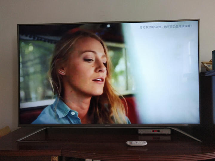海信LED55EC660US:感谢京东。电视外观超