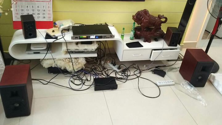 漫步者AIRPULSE A200:实物挺好看的,比较精