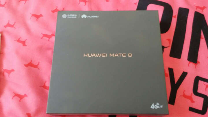 封正品,第一部华为手机,上手感觉流畅,虚拟按键