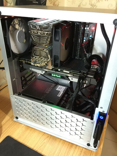 乔思伯U4:找了半个月体积小但是又能装atx板