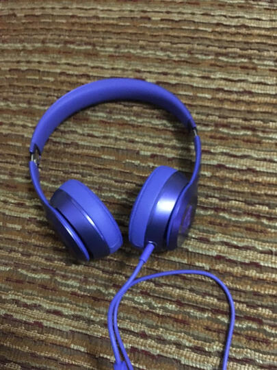 BeatsSolo2:耳机样子还是一如既往的好看,非常