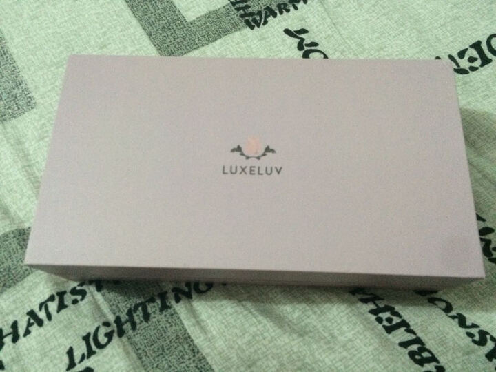 的评论,说是签收时扫描会显示出东西的名称,有