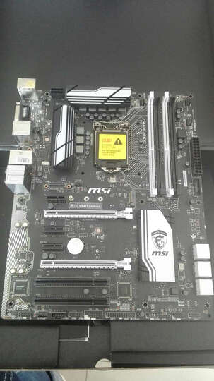 微星B150 KRAIT GAMING主板:收到后就打开