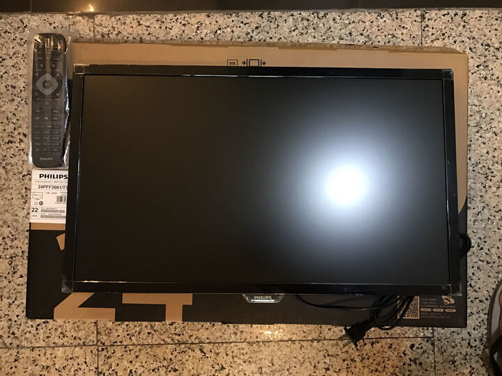 飞利浦24PFF3661\/T3:安装师傅人很好诶服务