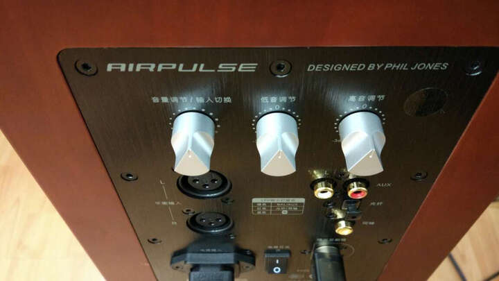 漫步者AIRPULSE A200:一直想选一套带平衡