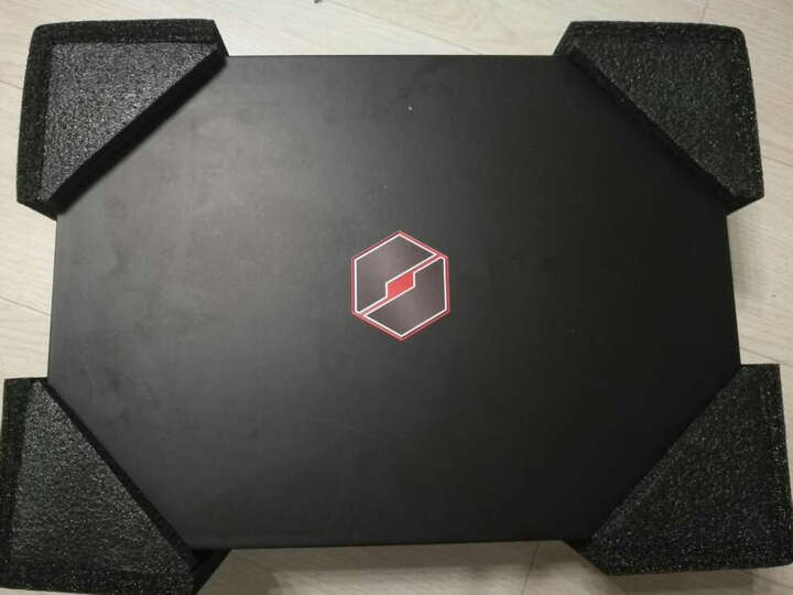 机械革命深海泰坦X7Ti:京东的包装和送达确实