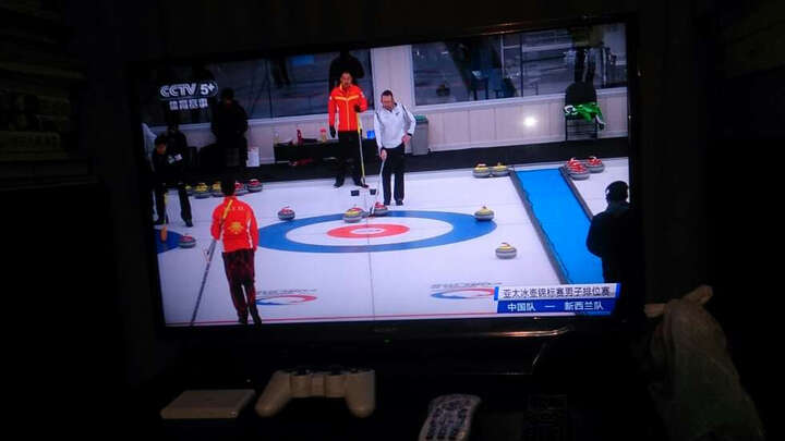 索尼KDL-32W600D:家里18年前买的大法电视