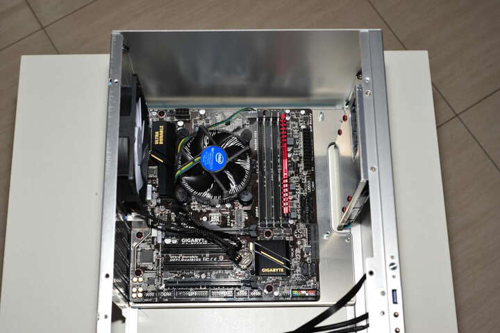 英特尔Core i5-6500:i5 6500cpu 盒装里性价比