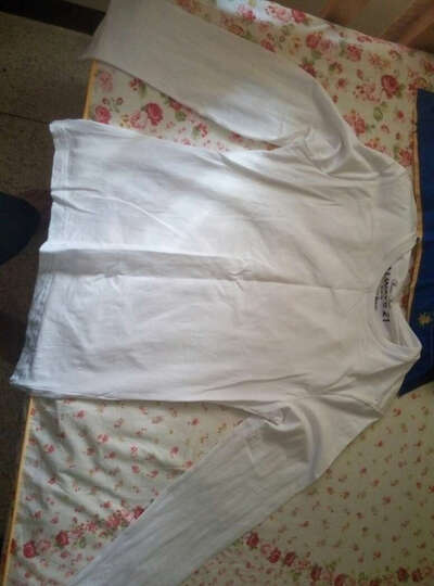 A21:衣服很不错,质量挺好!穿上去修身,赞!