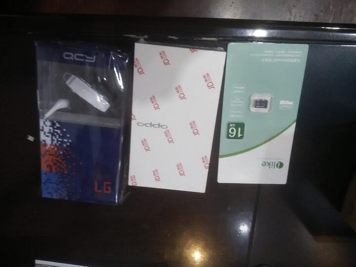 OPPOR9:OPPO商品还不错,京东物流很快的,