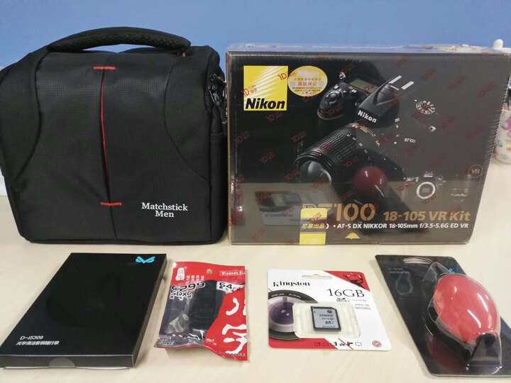 尼康D7100:不错哦,查了是正品行货,快门次数