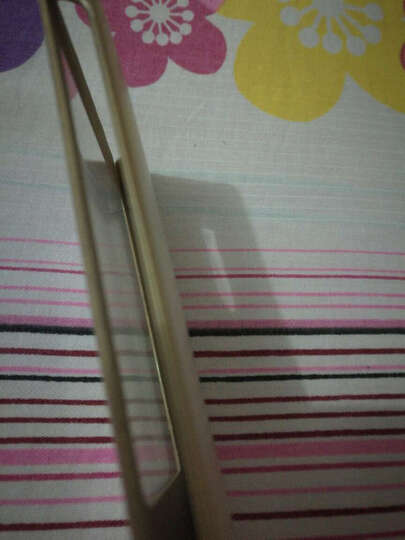 华为(HUAWEI):这次买的手机套实在是不好,很