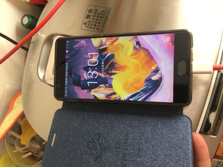 一加3T:速度快,就是用了一个月就坏了主板,返