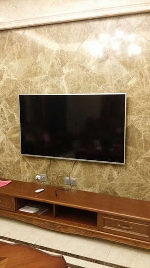 海信LED65EC660US:电视没坏点,颜色与实体