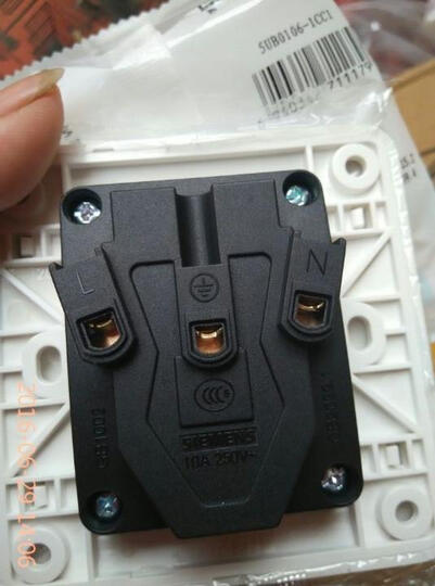 子(SIEMENS):打西门子官方400电话查了,是京