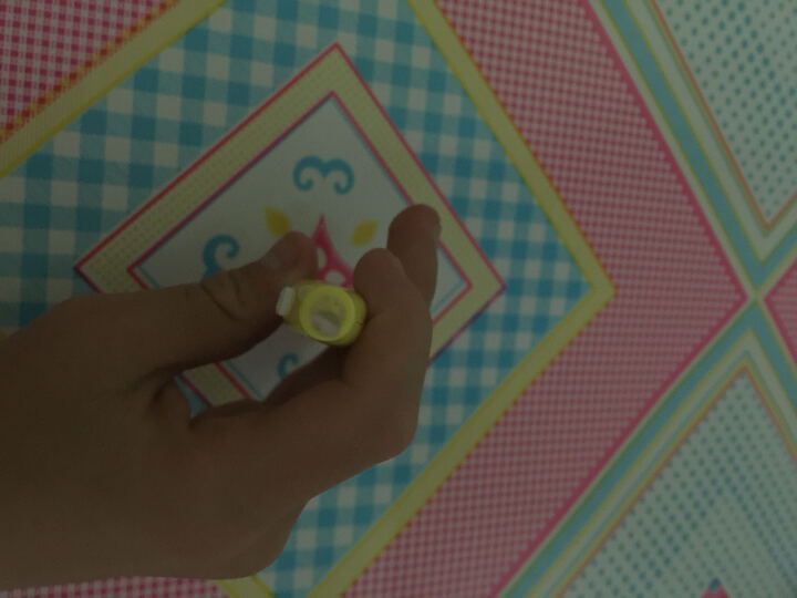 日康婴儿指甲钳RK-3653:配有黄紫灯可称世界