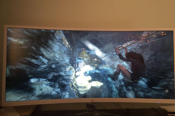 HKCC340:心仪34带鱼屏已久,看到HKC新出的