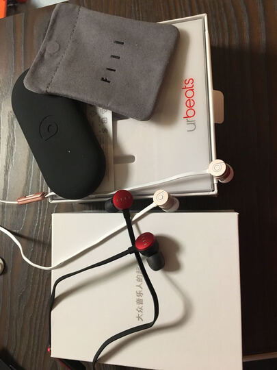 Beats urBeats 入耳式耳机 - 玫瑰金 手机耳机 游戏耳机 三键线控 带麦 MLLH2PA/B 晒单图