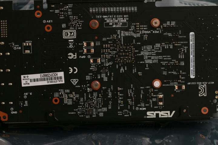 华硕（ASUS）DUAL-GeForce GTX1050-2G 1354-1455MHz 7008MHz GDDR5 雪豹游戏显卡 无需外接电源 晒单图