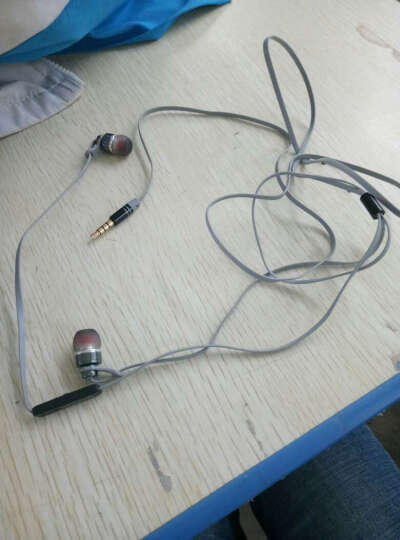 现代（HYUNDAI）HY-201MV（银灰色） 面条线 新潮音乐耳机 超重低音入耳式耳机 晒单图