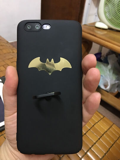 一加5:先辟谣一下吧,屏幕看不到啥颗粒感,刚开