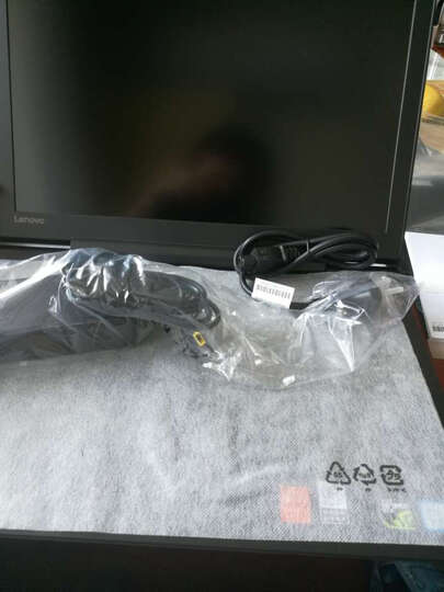 联想Lenovo小新锐7000:不错,很好,win10也挺