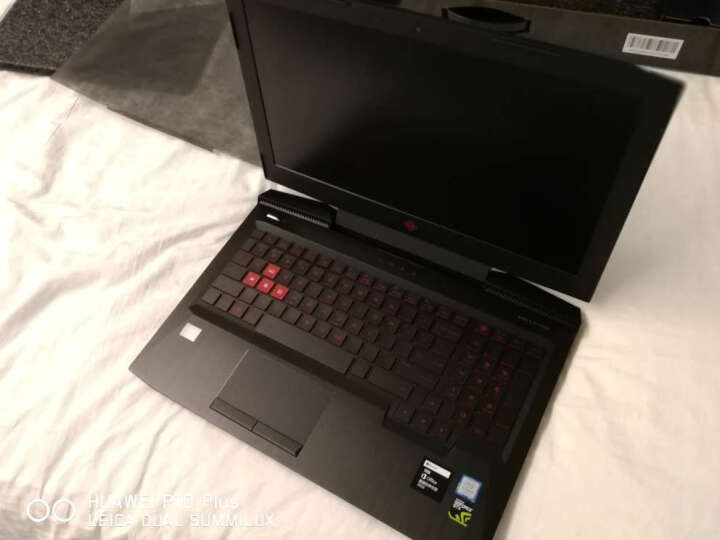 惠普(HP)暗影精灵3代 GTX1050Ti 15.6英寸游戏笔记本电脑(i5-7300HQ 8G 128GSSD+1T 4G独显 120Hz IPS) 晒单图
