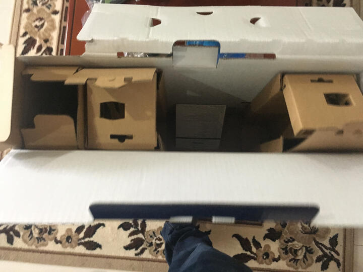 索尼【PS4 Pro 国行主机】PlayStation 4 Pro 电