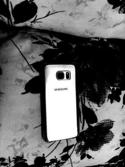 三星 Galaxy S7 edge(G9350)4GB+32GB 铂光金 移动联通电信4G手机 双卡双待 晒单图