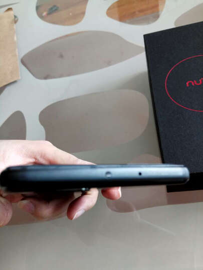 努比亚 Z17:使用了一段时间才来评价的,优点: