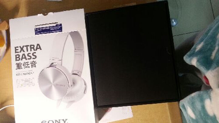 索尼MDRXB450AP:样子挺好看的,音质说实话