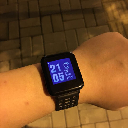 WeLoop唯乐Hey 3S多功能GPS智能运动手表 动态心率监测 30天续航 50米深度防水 来电消息内容显示提醒炫彩红 晒单图
