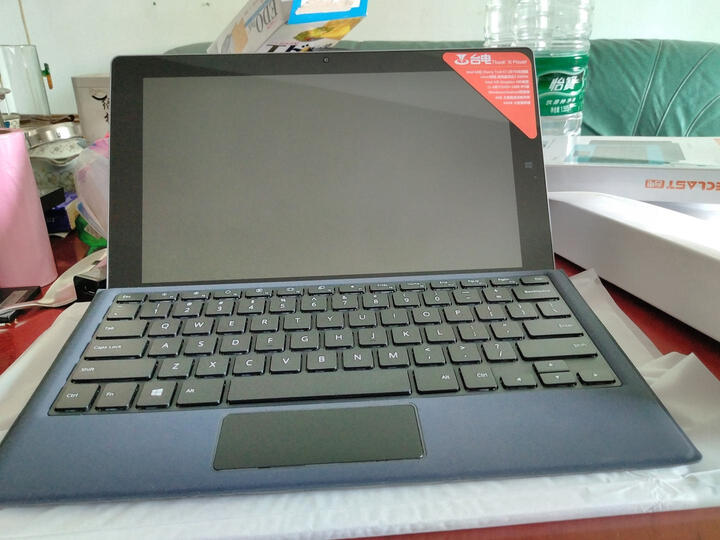 台电(Teclast)Tbook 16 Power 11.6英寸二合一平板电脑套装一(官方标配+磁吸式键盘) 晒单图