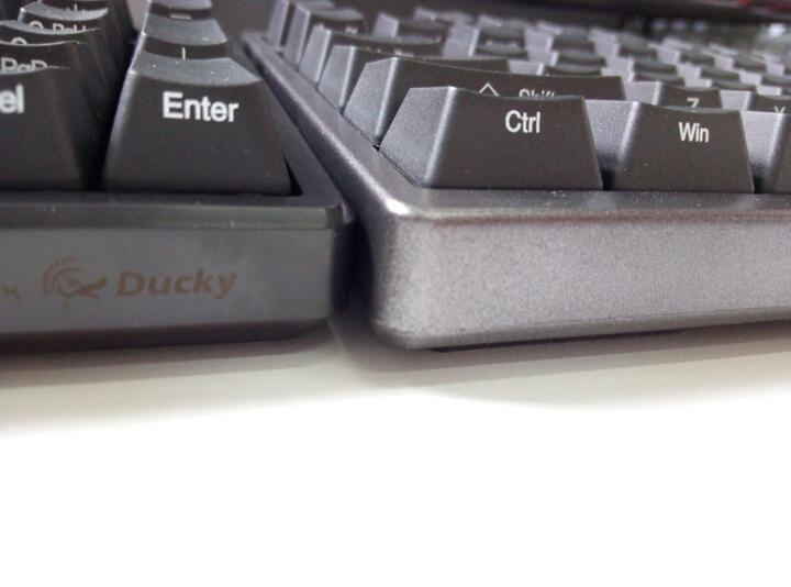 AKKO Ducky One 樱桃轴机械键盘 108键原厂cherry轴 PBT键帽 静音红/静音黑混轴 吃鸡键盘 游戏键盘 晒单图