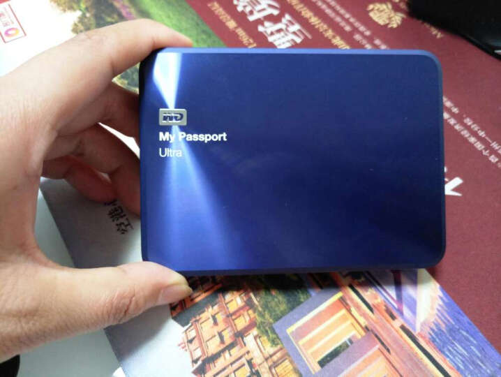 西部数据（WD）My Passport Ultra 金属版USB3.0 2TB 超便携移动硬盘 （宝石蓝）WDBEZW0020BBA 晒单图