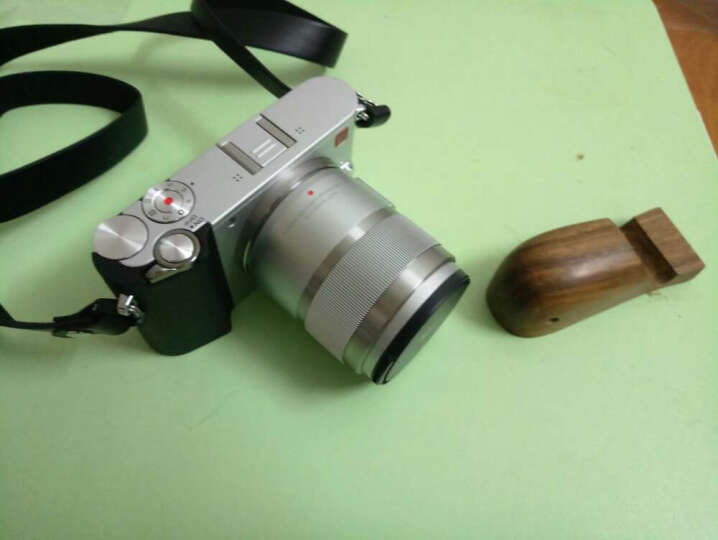 小蚁（YI）微单相机M1银色定焦变焦双镜套装 2016万像素 4K 时尚轻便可换镜头相机 晒单图
