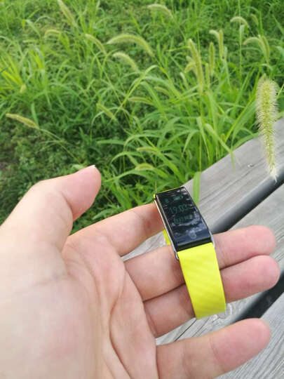 荣耀畅玩手环A2 全屏触控 持续心率 睡眠运动监测多点触摸大屏 微信内容显示来电提醒 适配ios&安卓青葱绿 晒单图